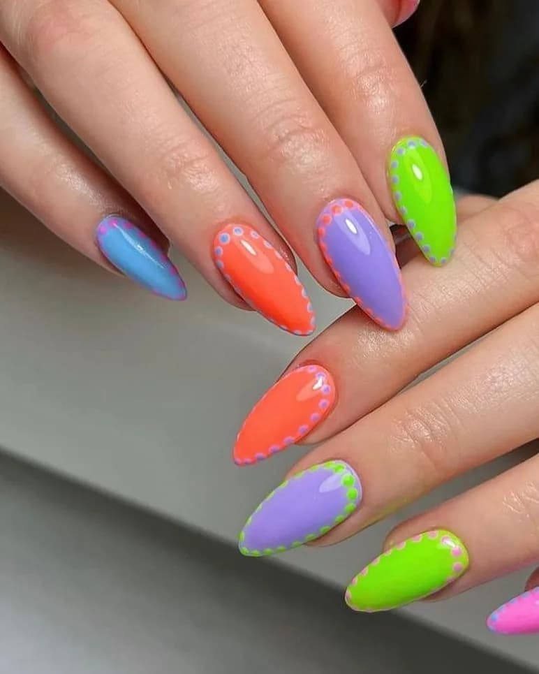 SHINING COLOUR NAIL EXTENSION