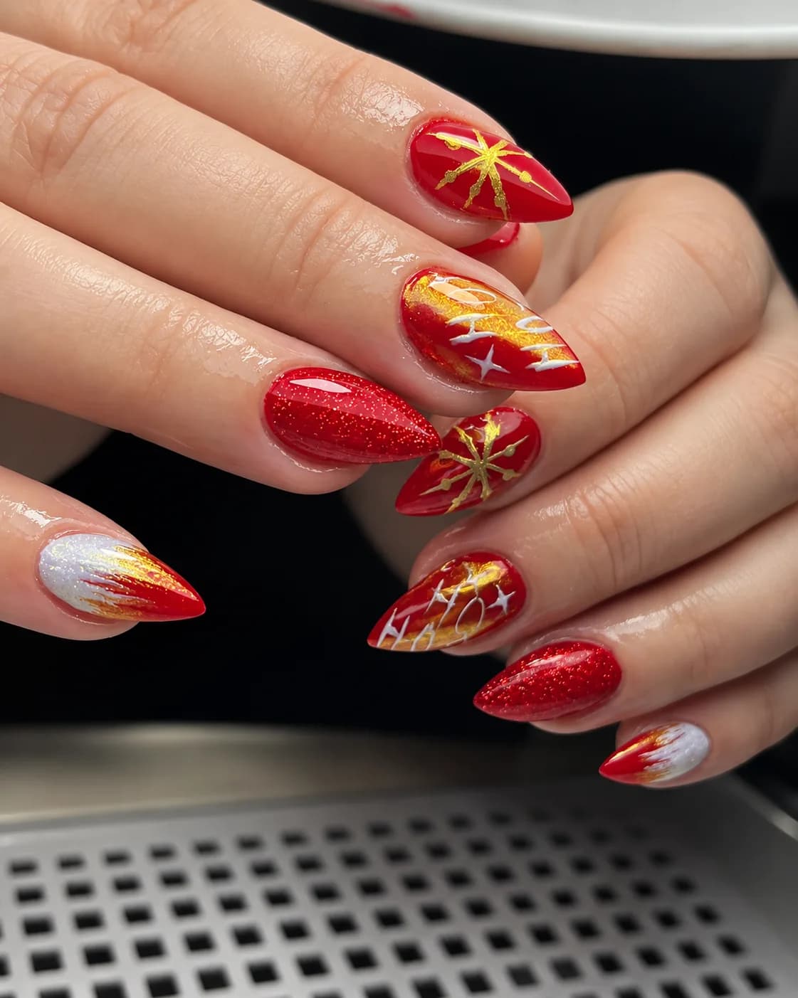 Christmas Red Nails