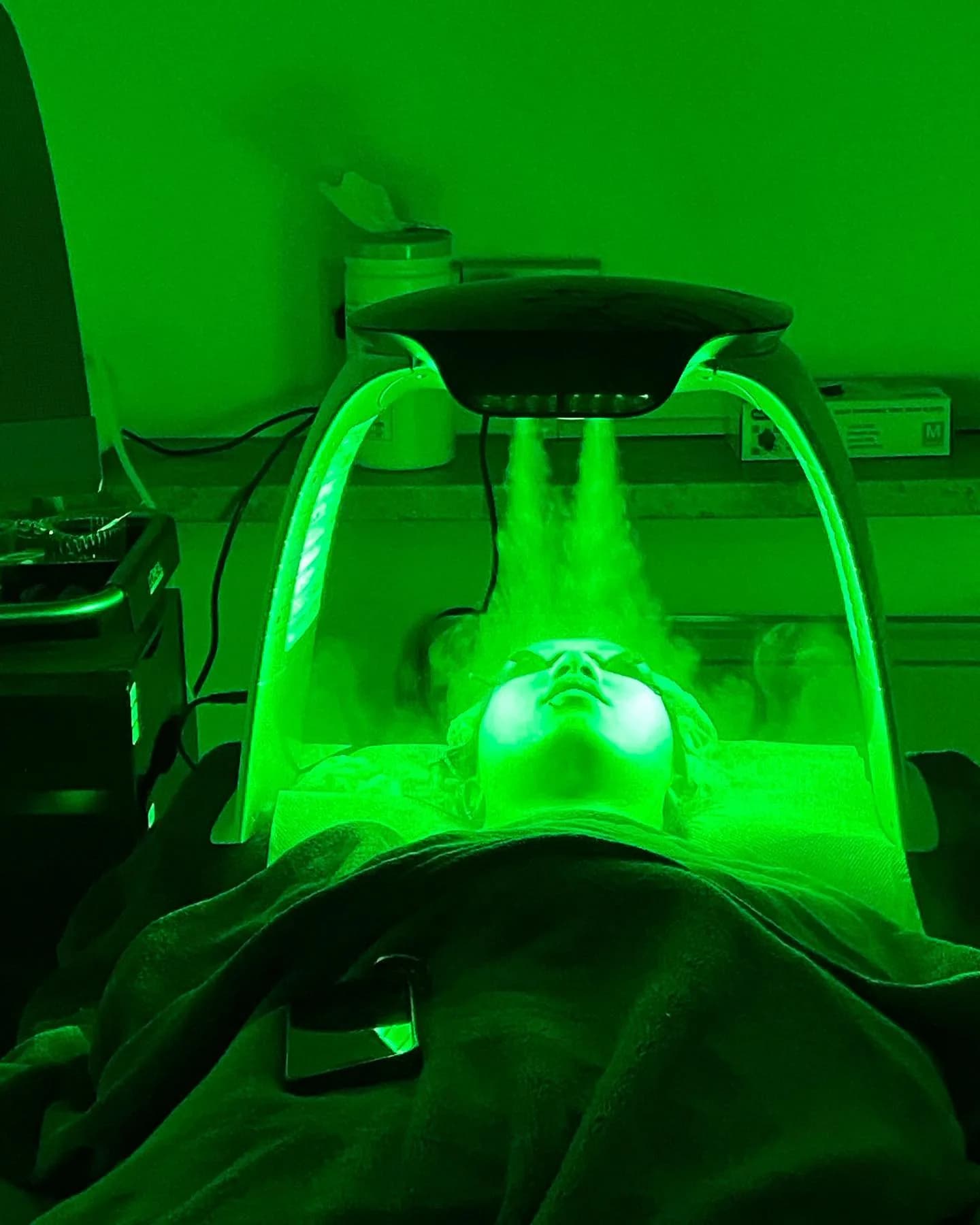 LED Facial
