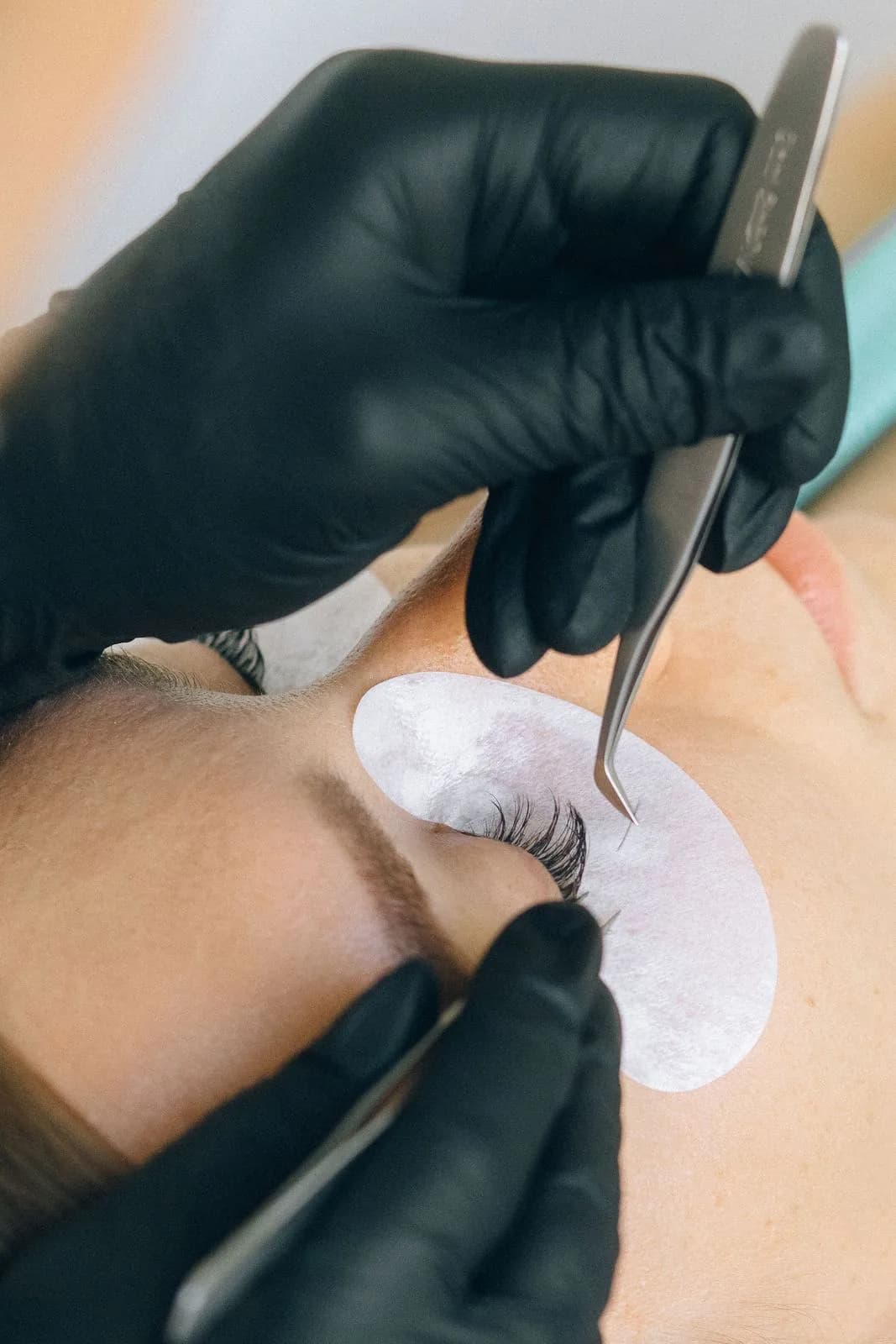 Professional Lash Training at Lina Liu Academy